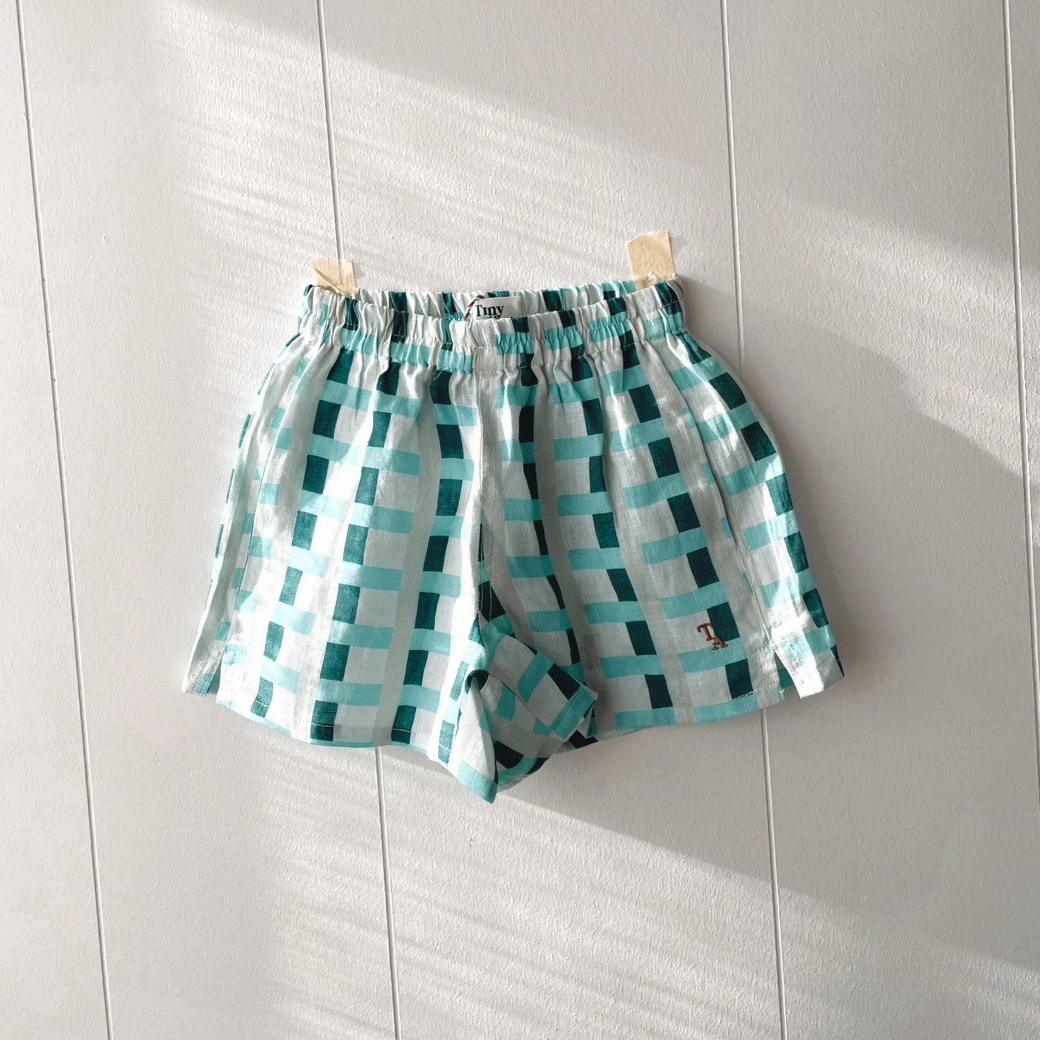 Tiny Allies Zaha Linen Short 1-2