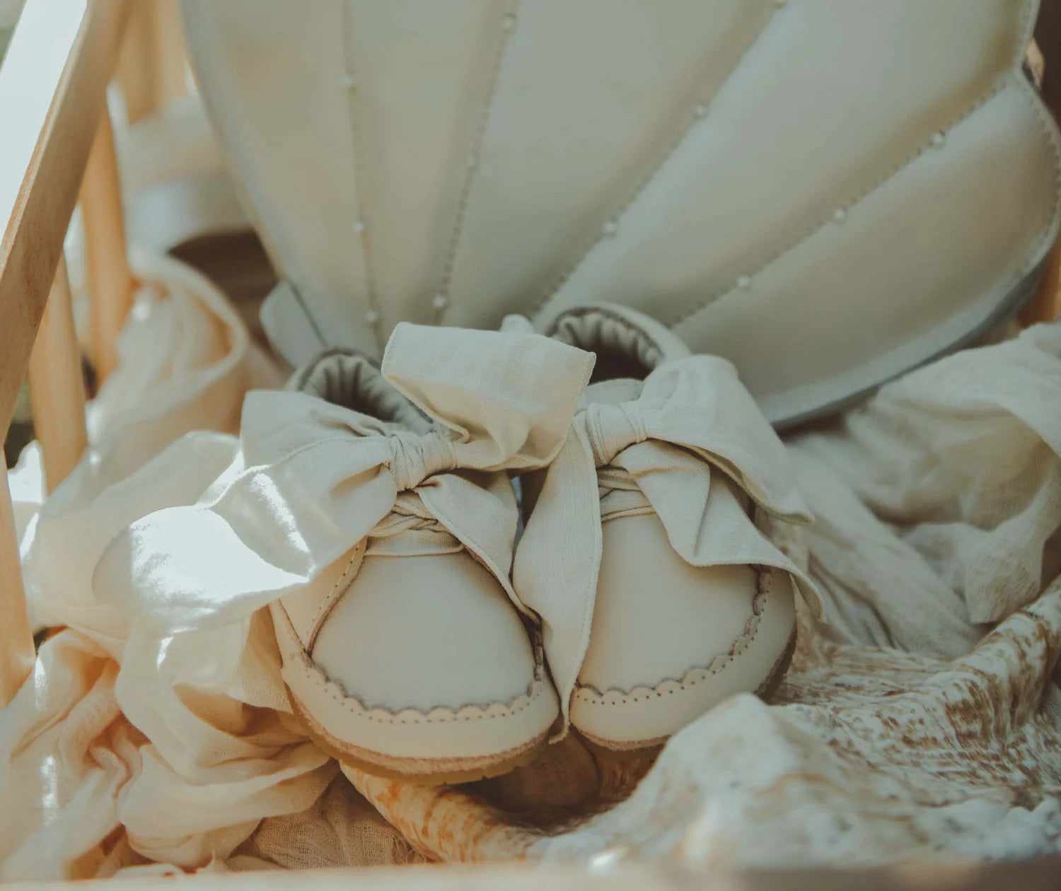 Lonny Sneakers - Cream