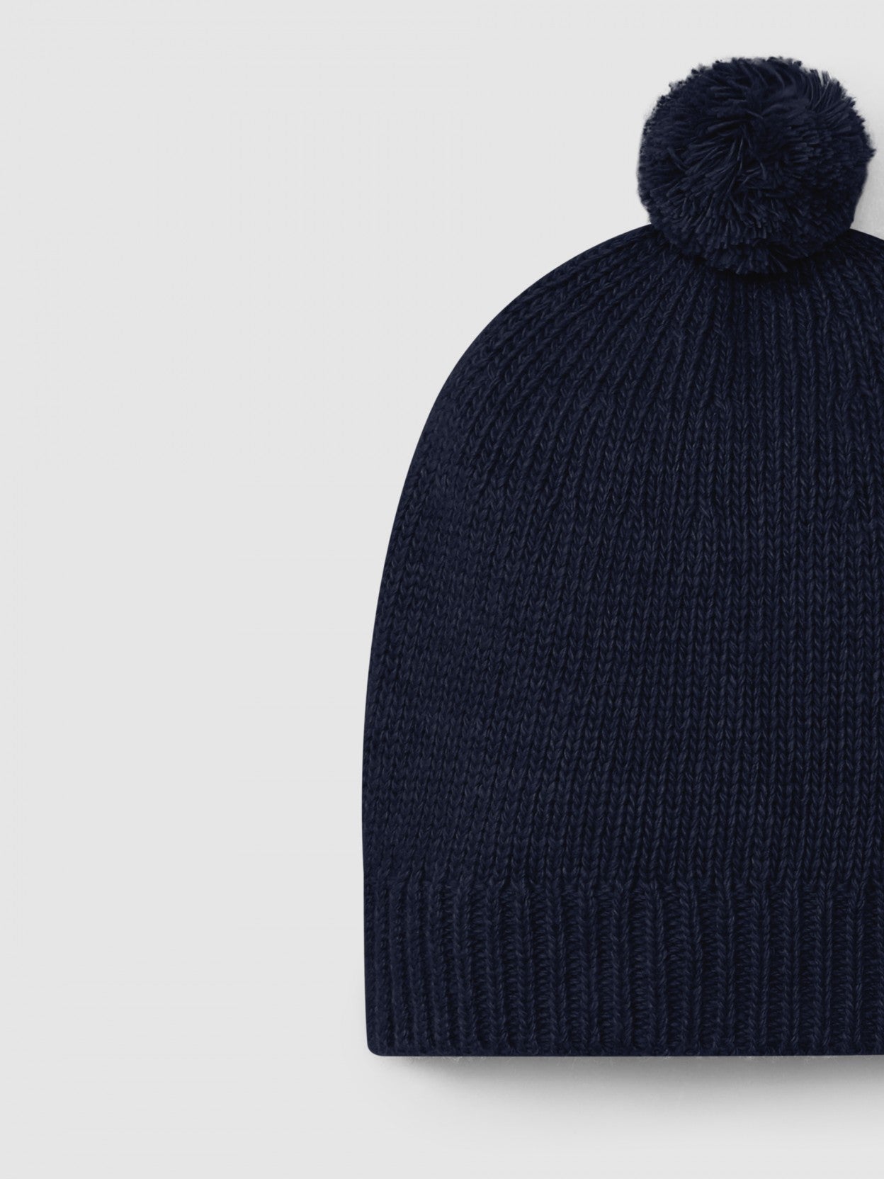 Knitted beanie with pom-pom - Navy