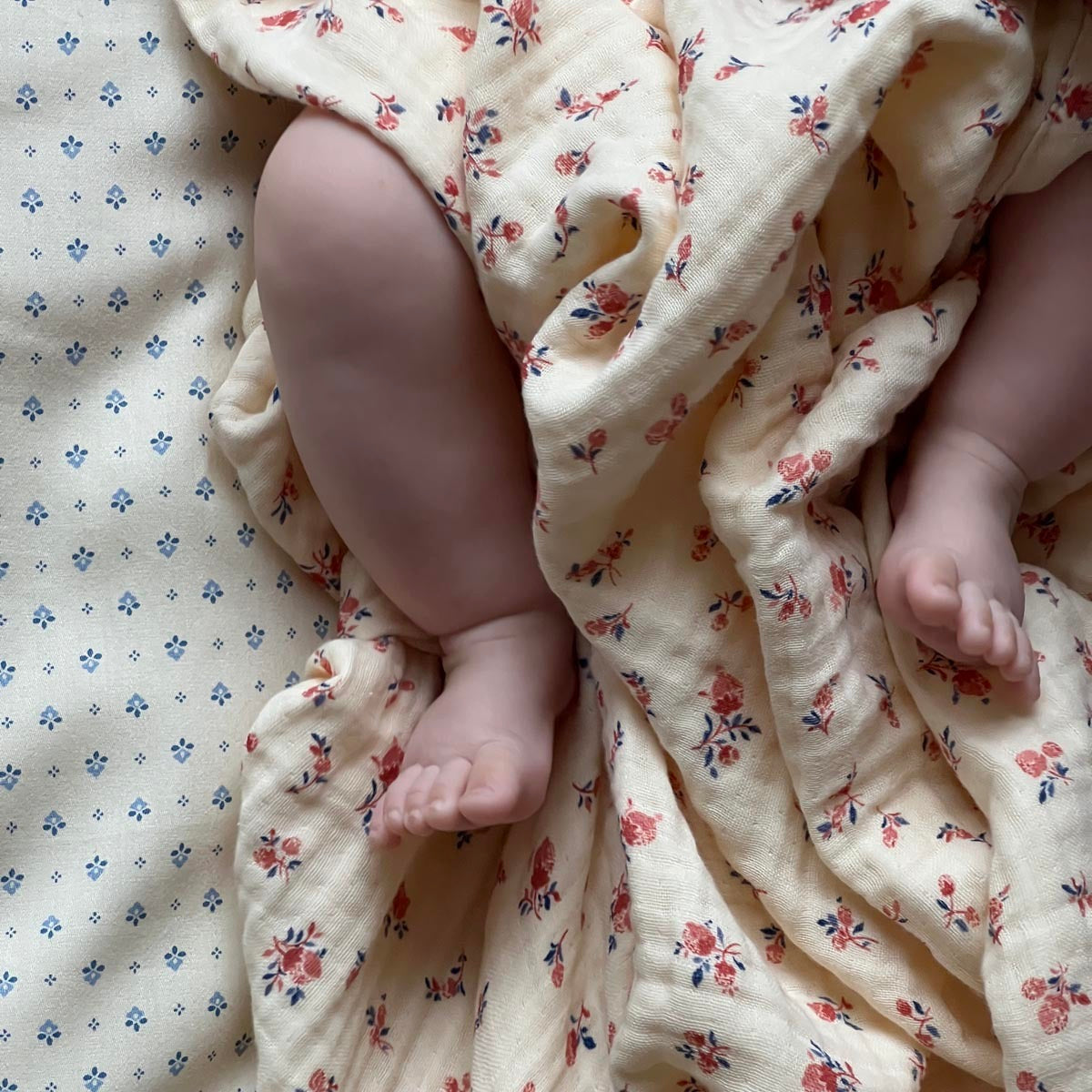 Muslin Blanket - Berries
