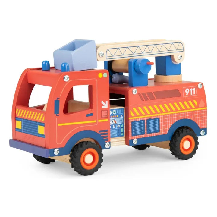 Avenue du Moulin Wooden Fire Engine