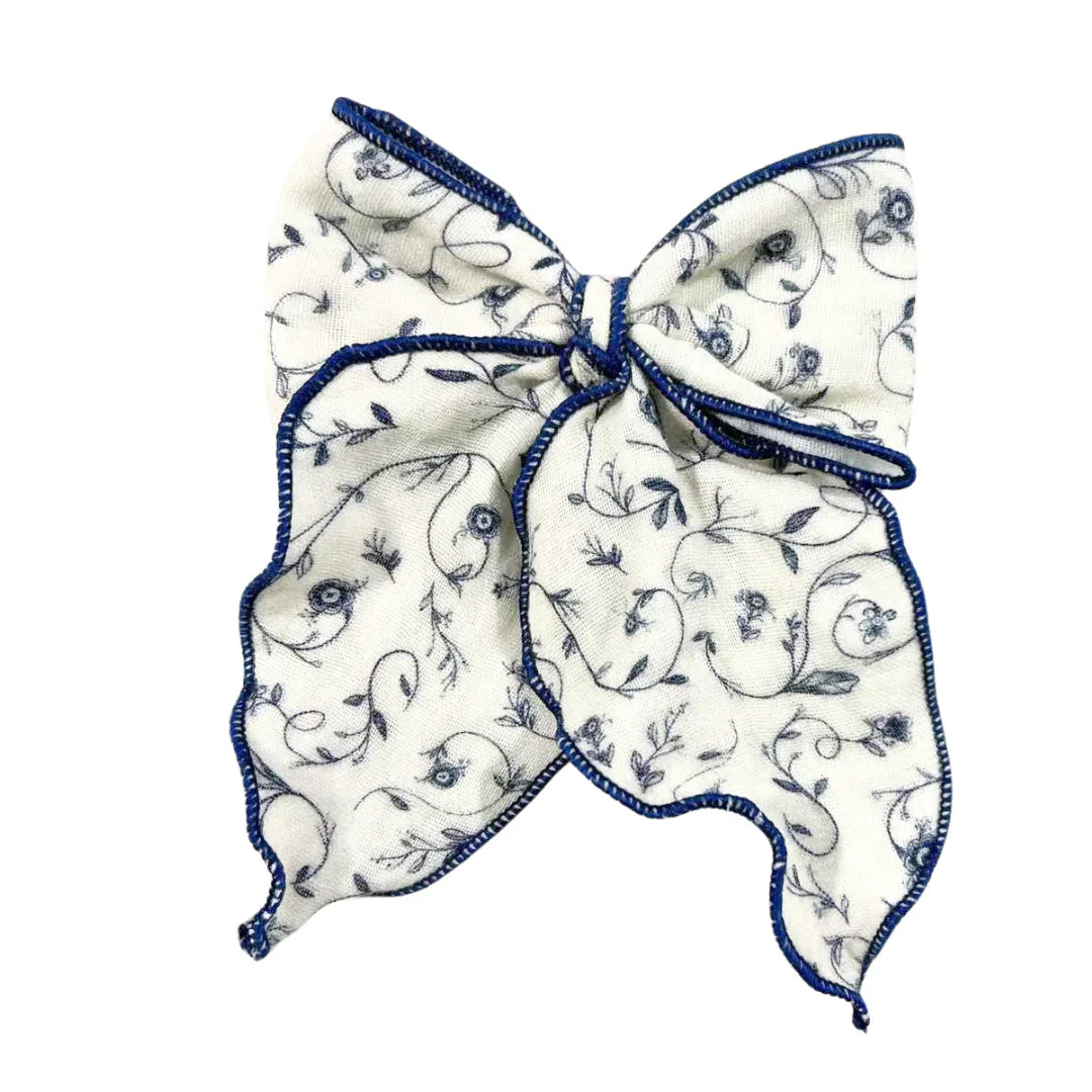 Fable Bow - Mid Size - Scandi Floral